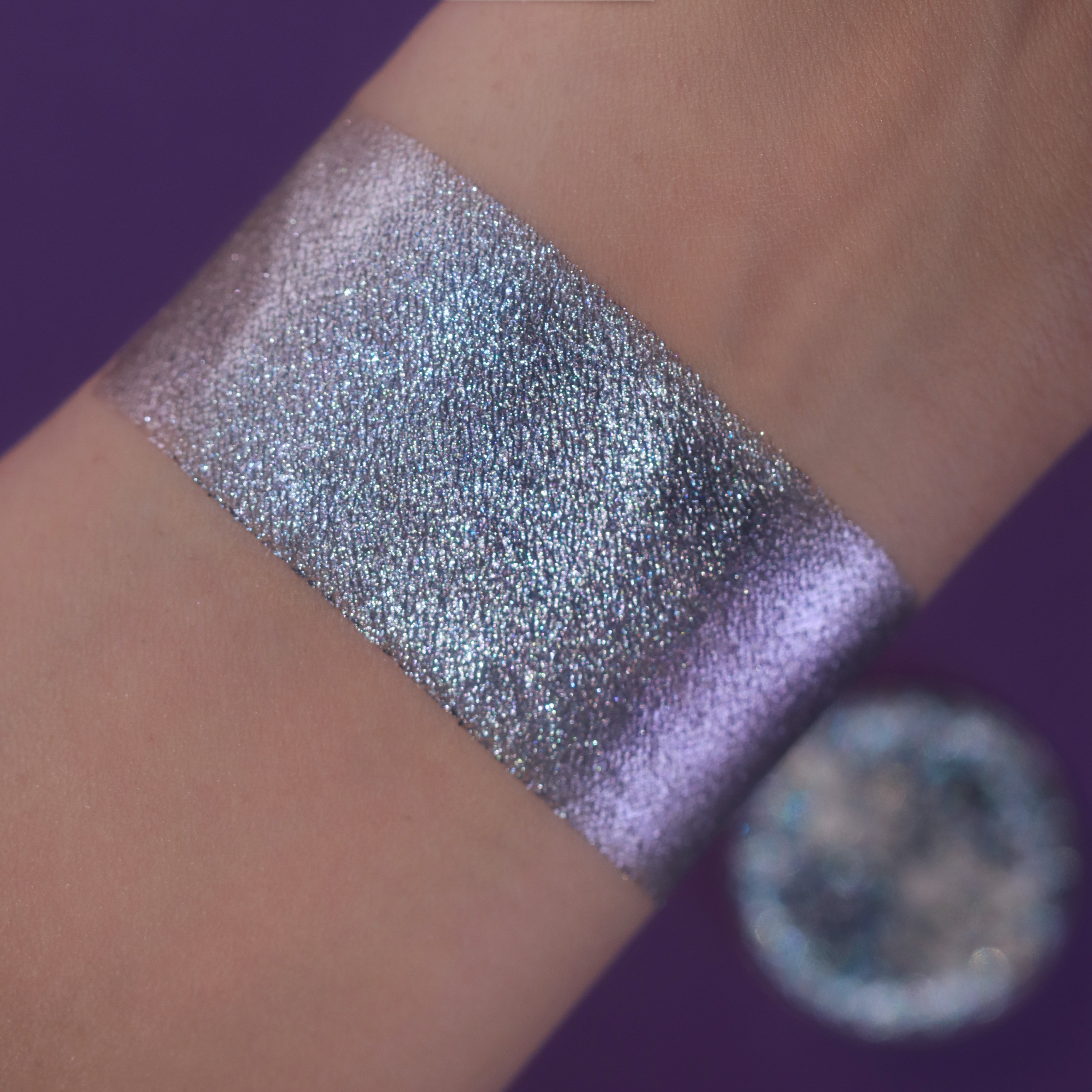 Pallor Pressed Pigment Marbled Holochrome
