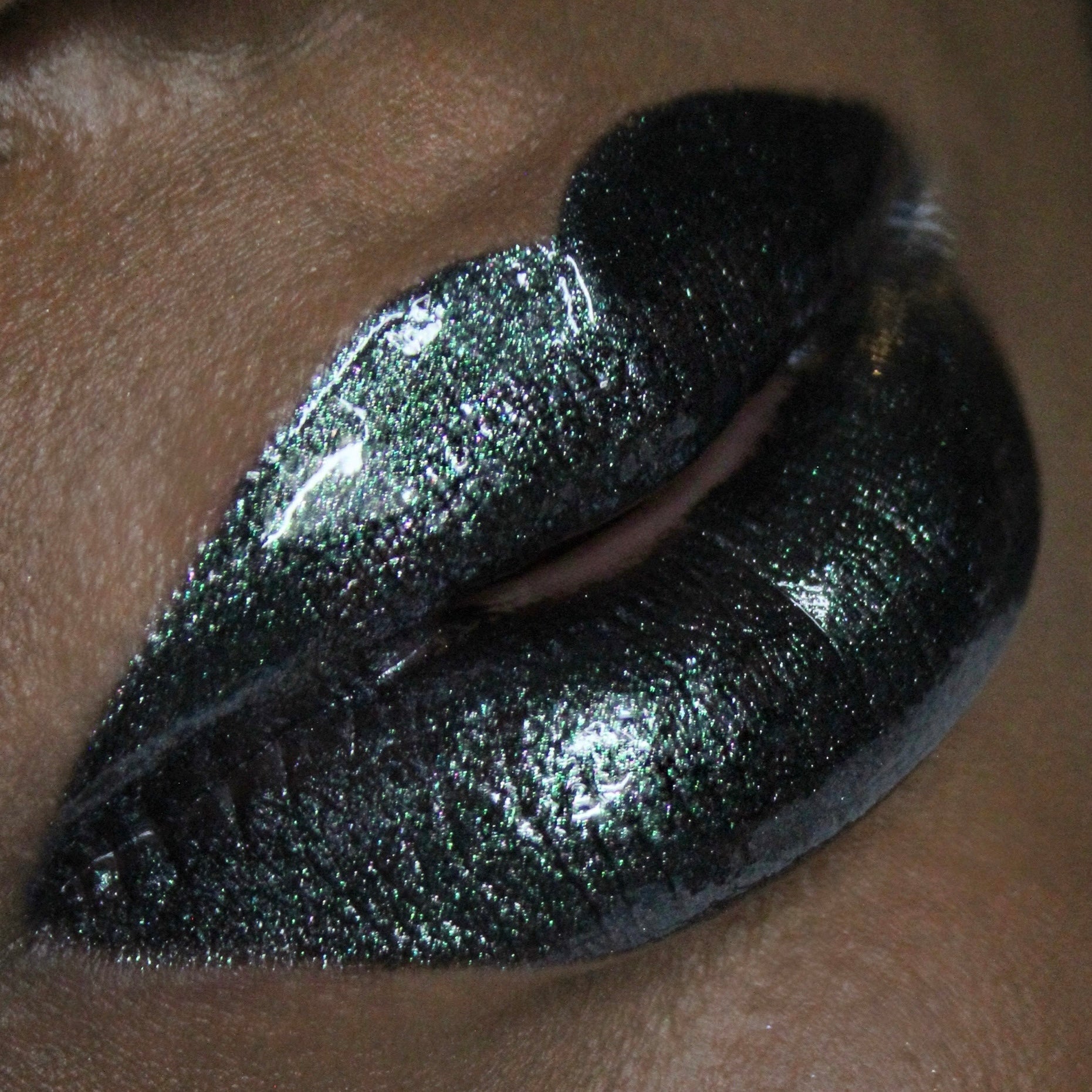 Poe Multichrome Lipgloss