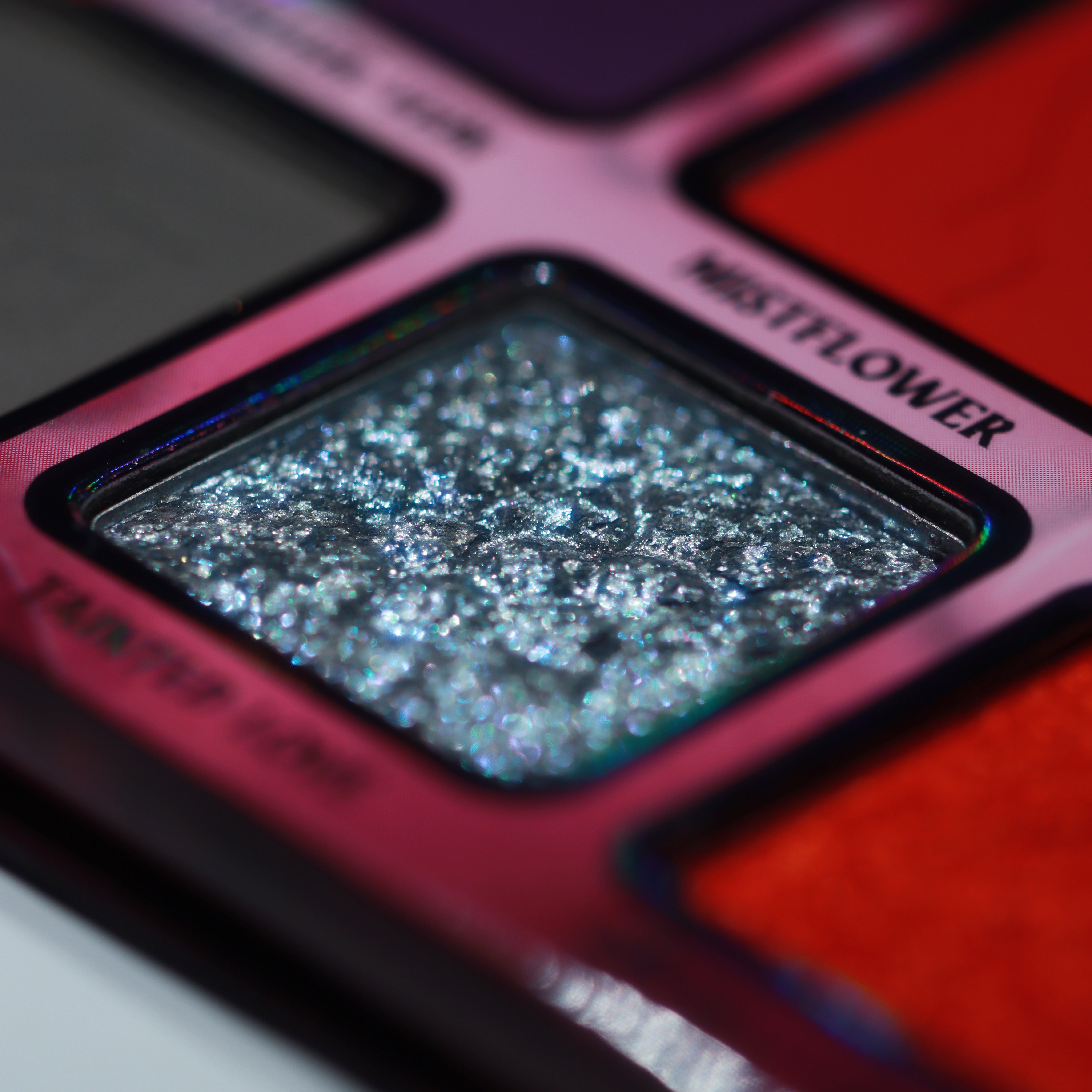 Bleeding Hearts Palette